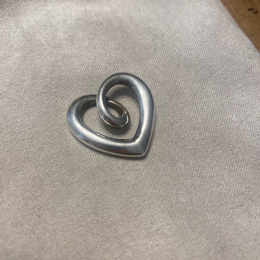 James Avery Retired Heart Strings Pendant - image 2